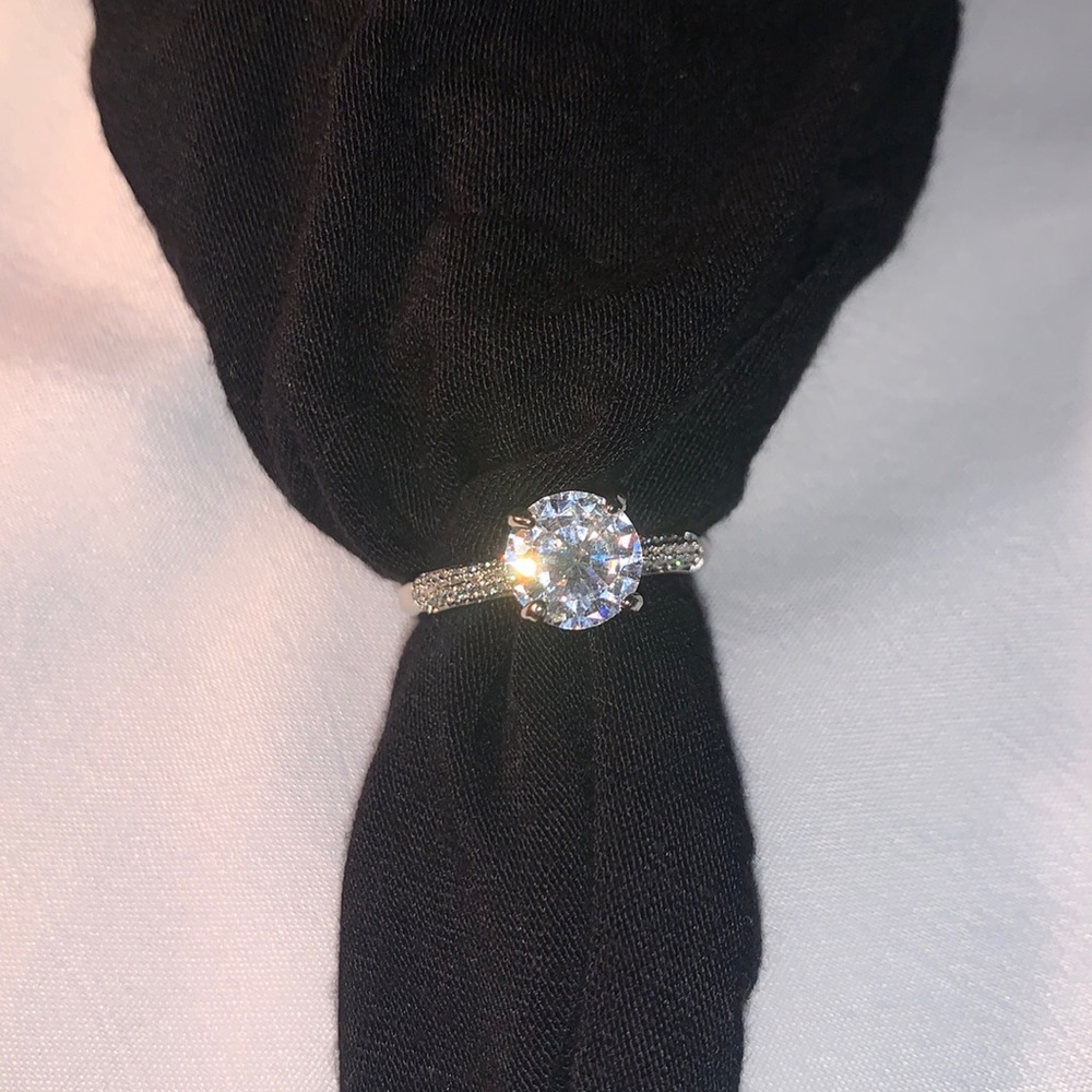 Fragrant jewels ring size 8